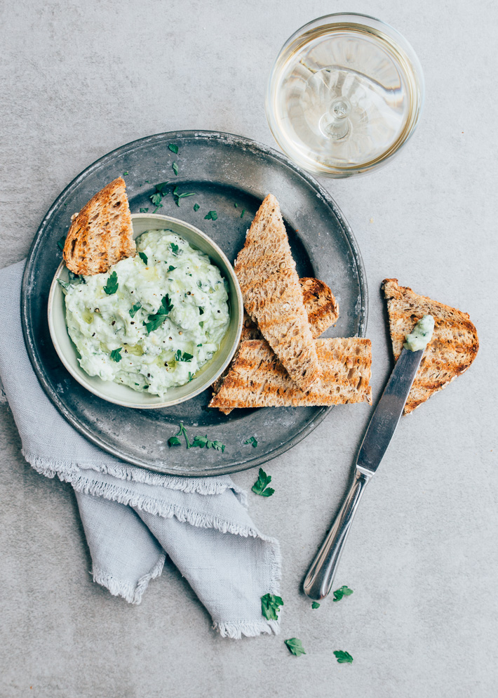 Avocado tzatziki