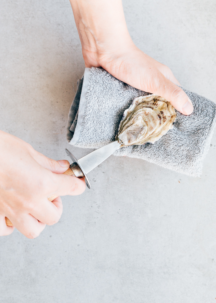 Bloody mary oesters