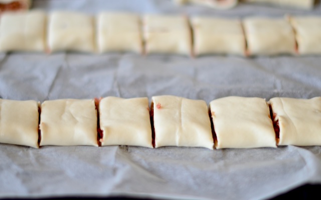 mini saucijzenbroodjes