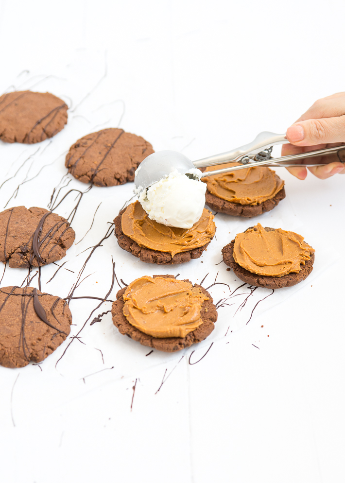 Peanutbutter Icecream sandwiches