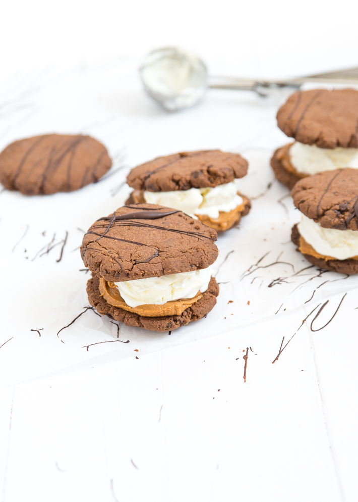 Peanutbutter Icecream sandwiches