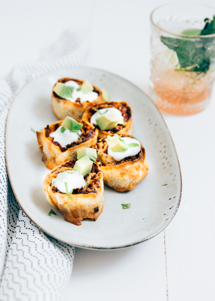 Taco pizza rolls