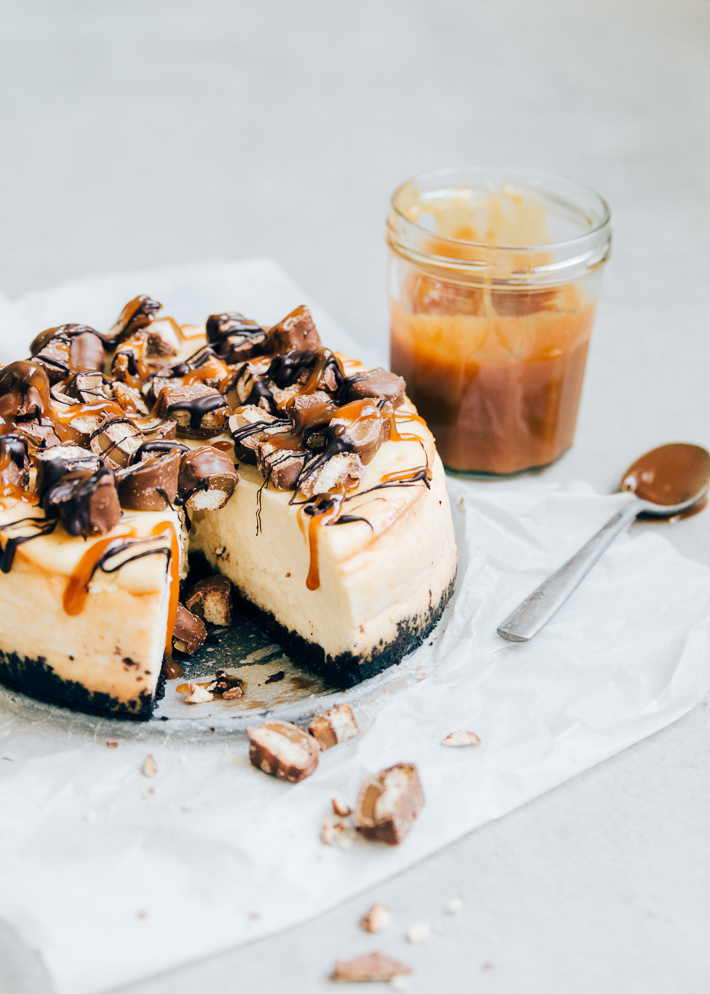 Twix cheesecake