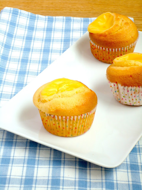 custard cakes