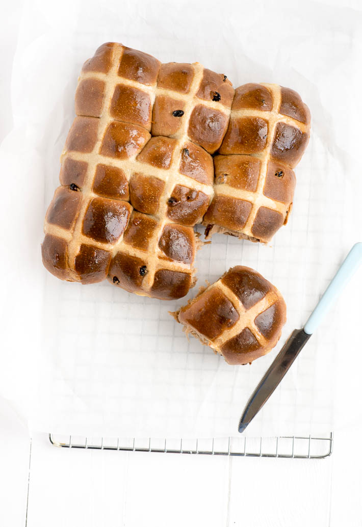 hot cross buns