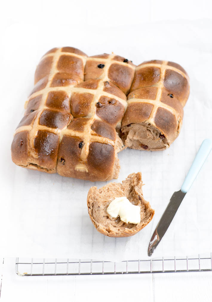 hot cross buns