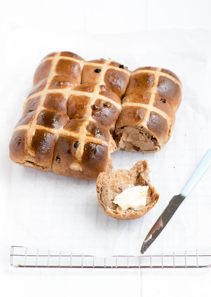 hot cross buns