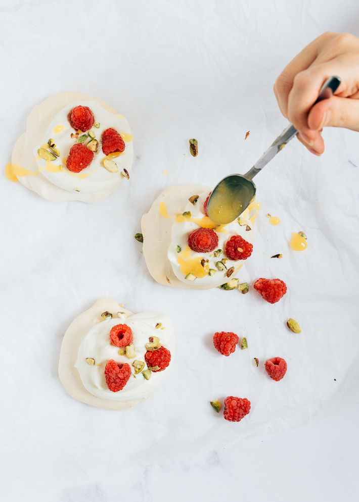 mini pavlova