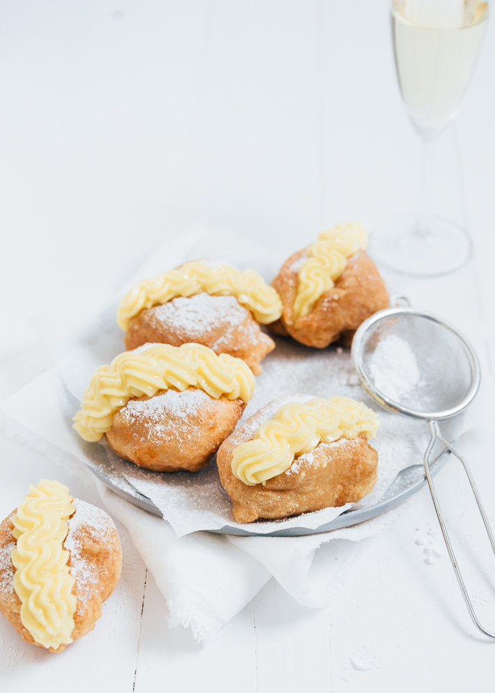 oliebollen met banketbakkersroom