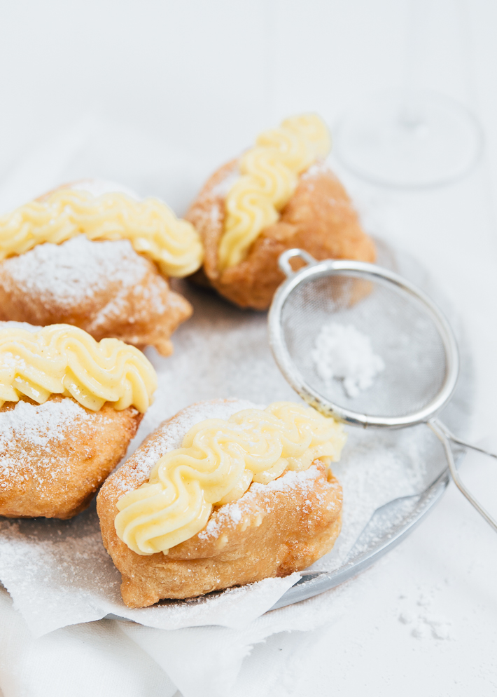 oliebollen met banketbakkersroom