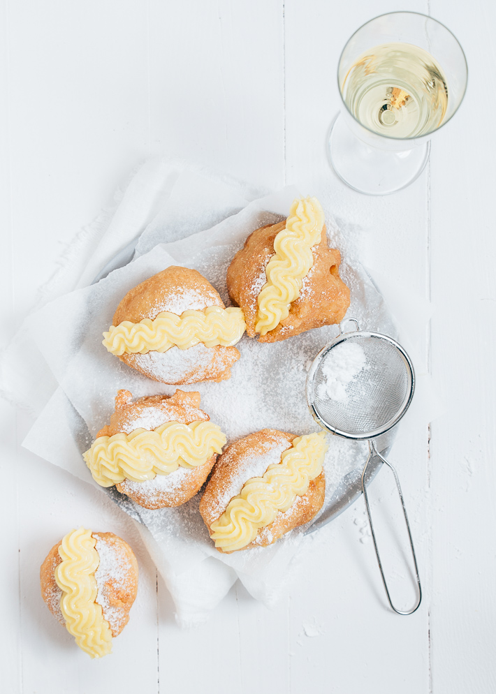 oliebollen met banketbakkersroom