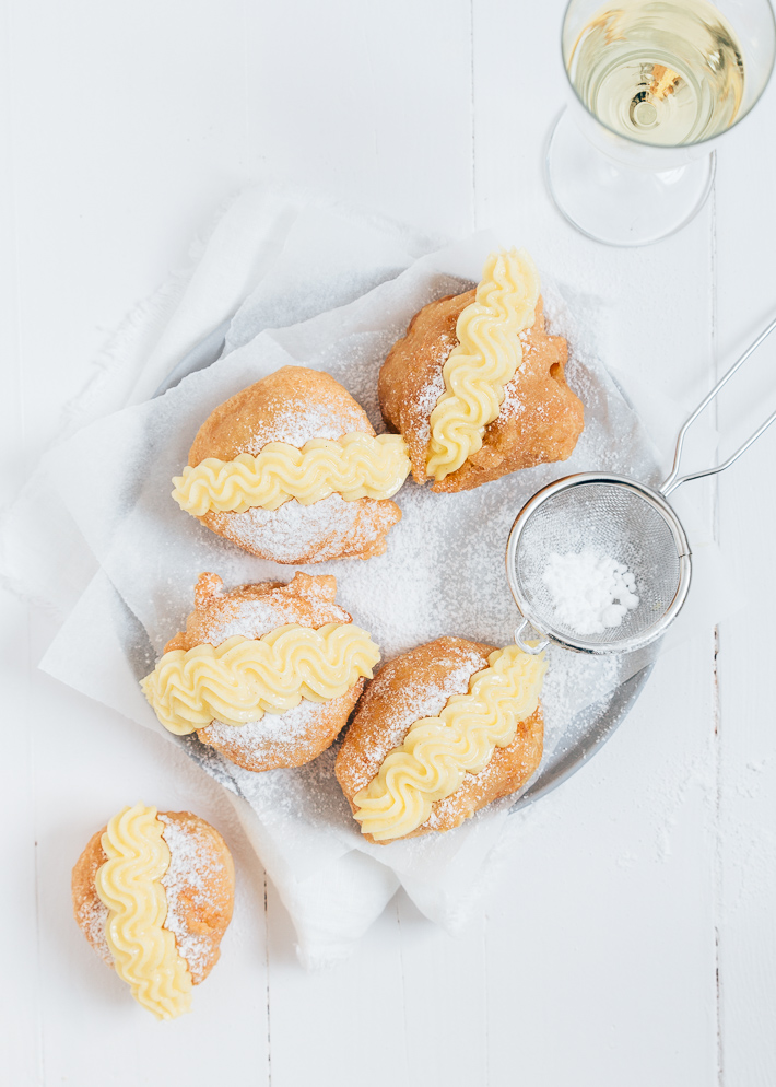 oliebollen met banketbakkersroom