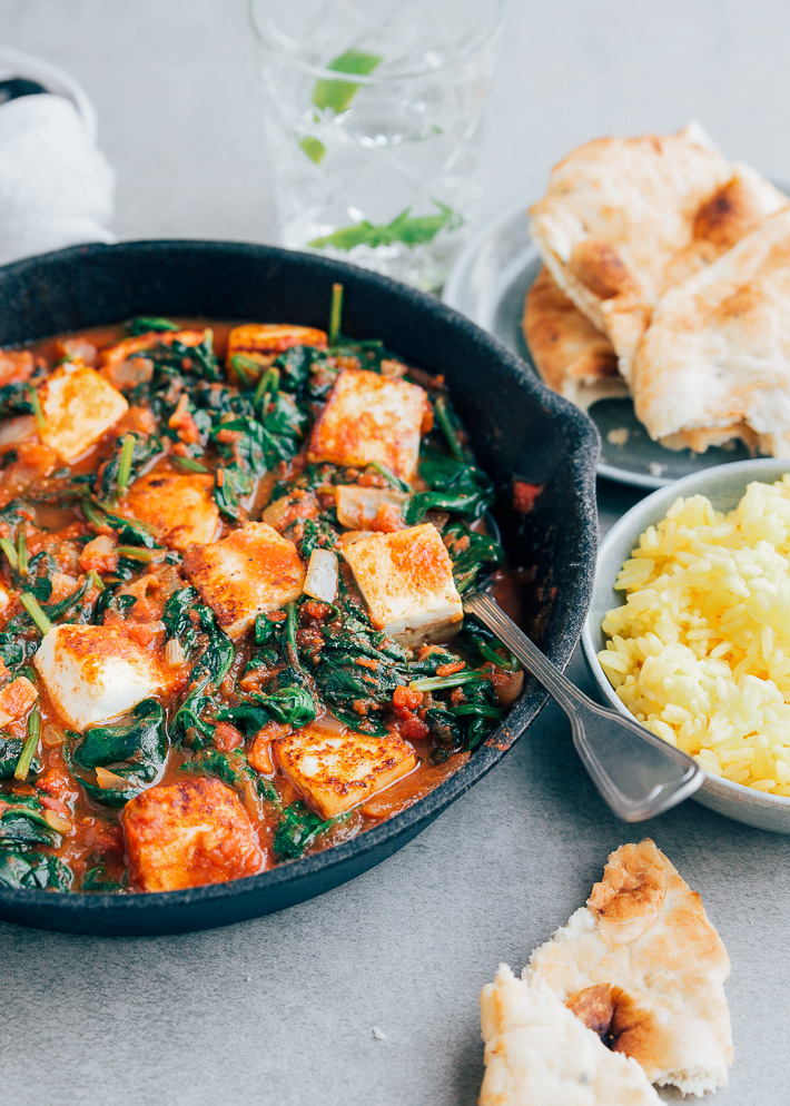 saag paneer met tomatensaus-