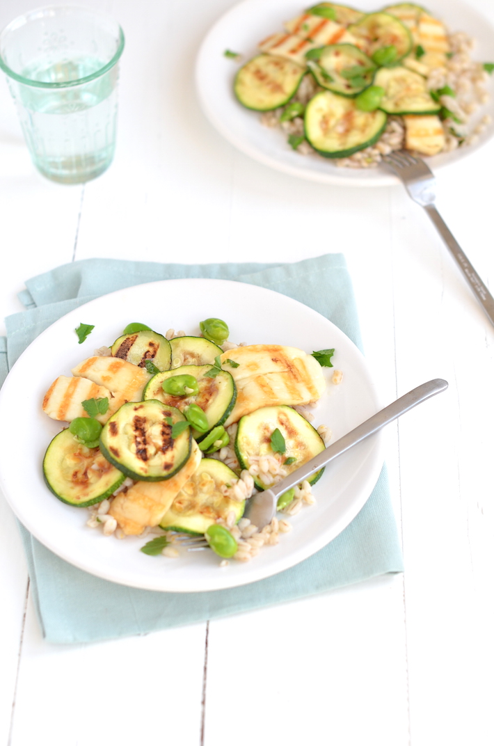 salade parelgort halloumi 