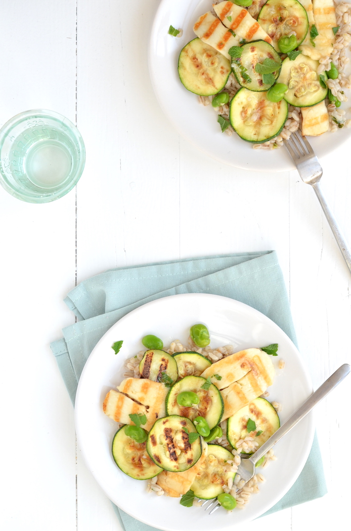 salade parelgort halloumi